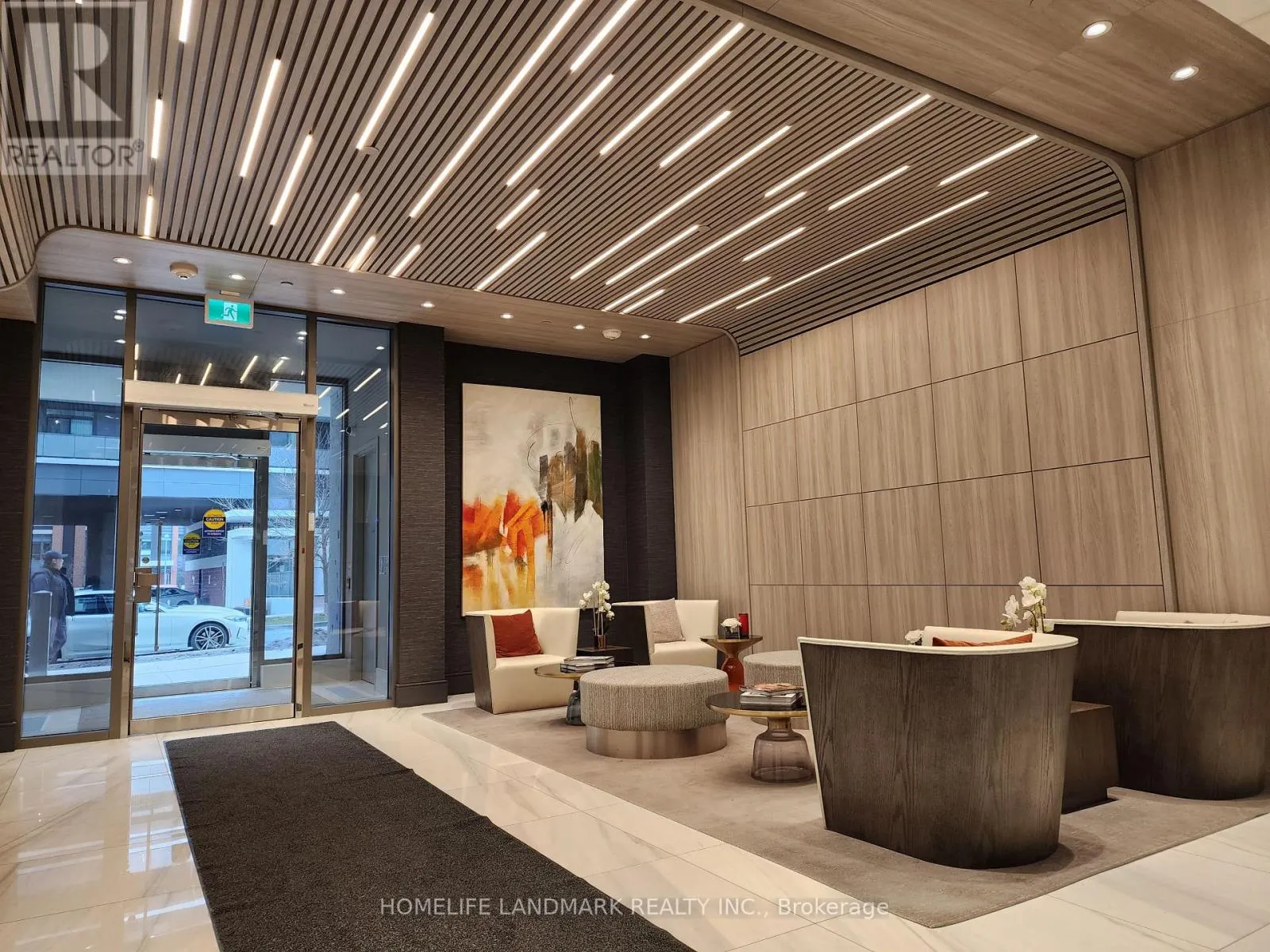 2902 - 75 CANTERBURY PLACE