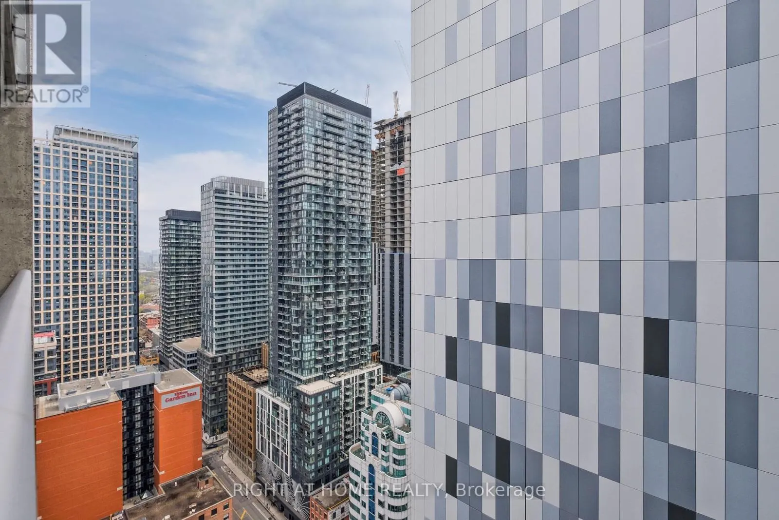 3106 - 375 KING STREET W