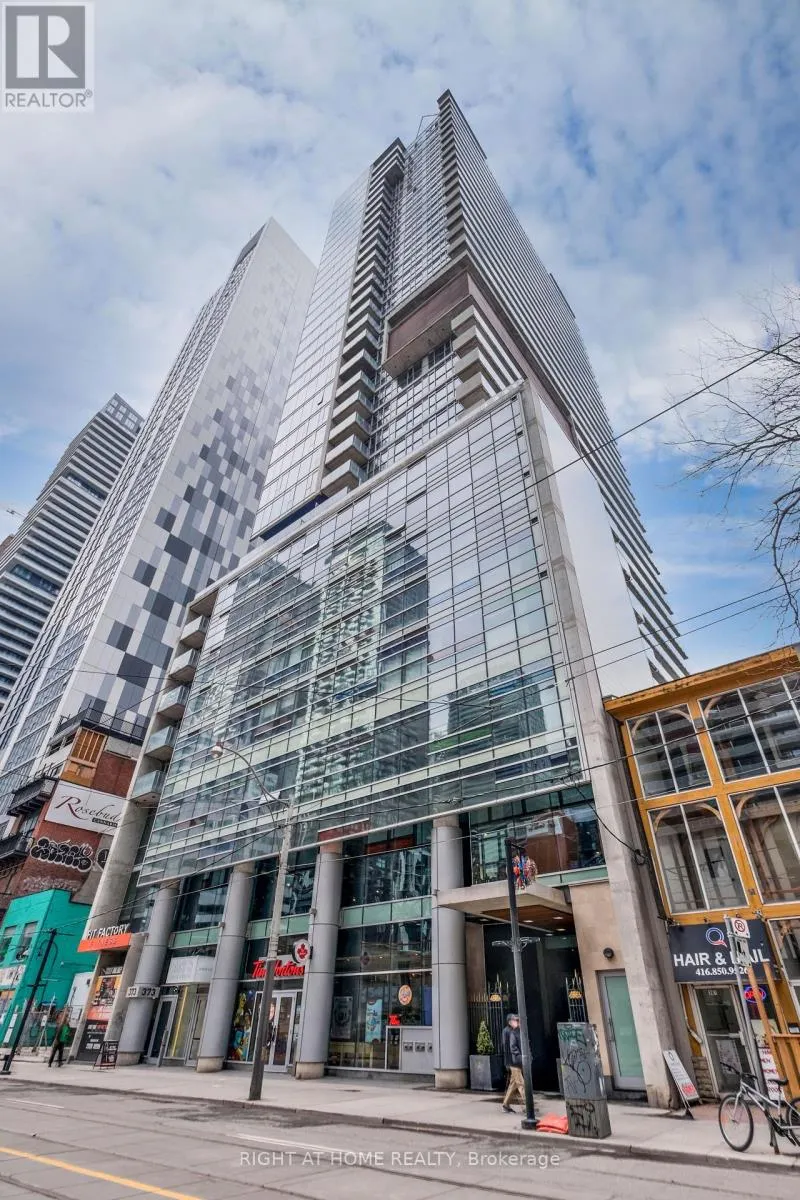 3106 - 375 KING STREET W
