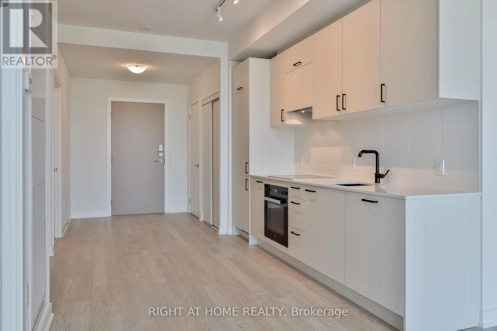 616 - 1 KYLE LOWRY RD ROAD