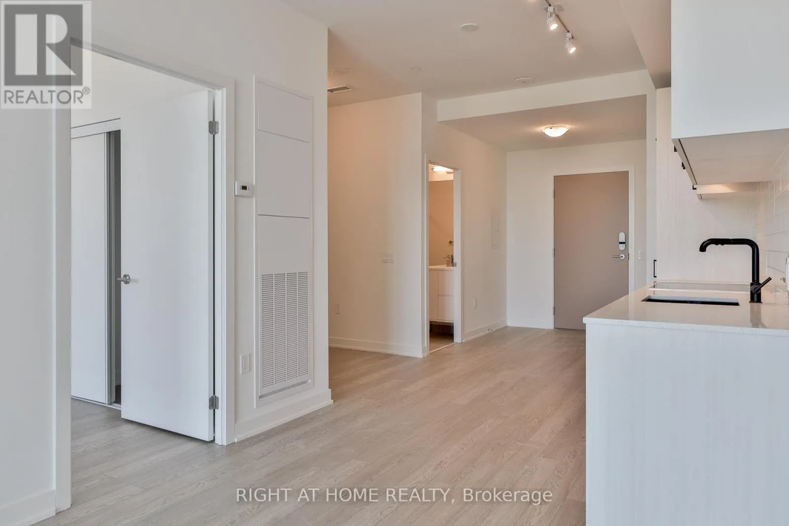 616 - 1 KYLE LOWRY RD ROAD