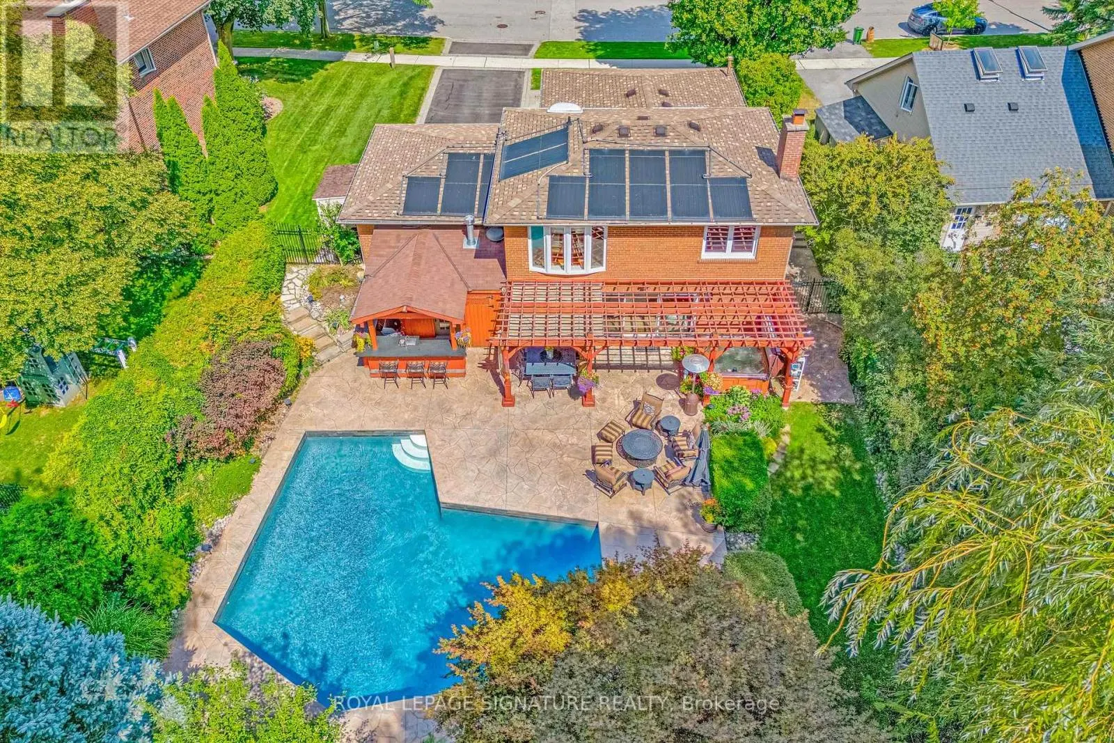 41 DENVER CRESCENT