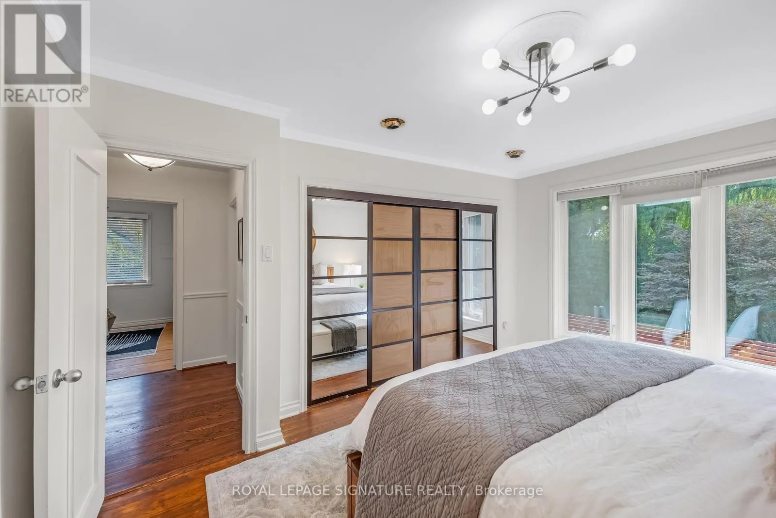 41 DENVER CRESCENT
