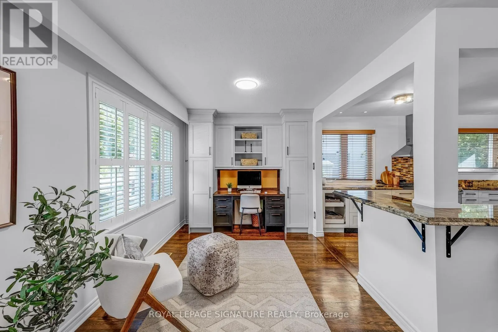 41 DENVER CRESCENT