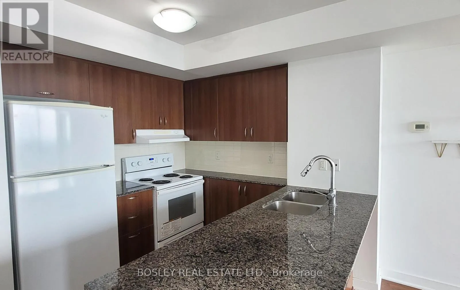 1302 - 5740 YONGE STREET