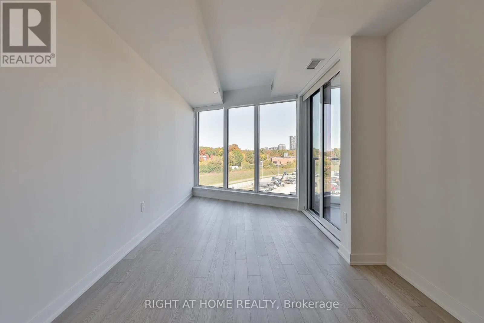 517 - 1 KYLE LOWRY RD ROAD