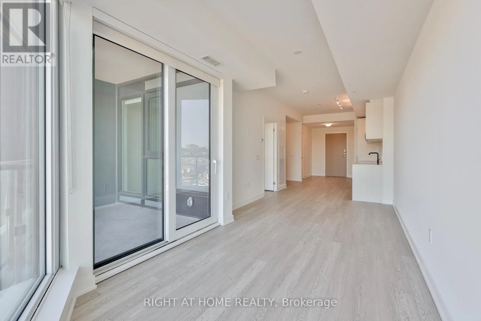 517 - 1 KYLE LOWRY RD ROAD