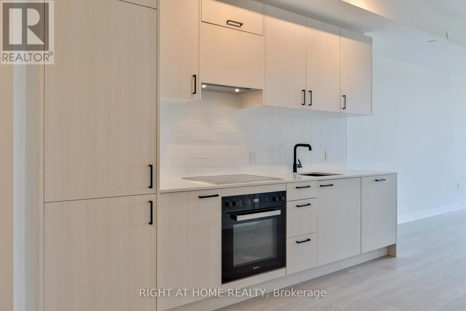 517 - 1 KYLE LOWRY RD ROAD