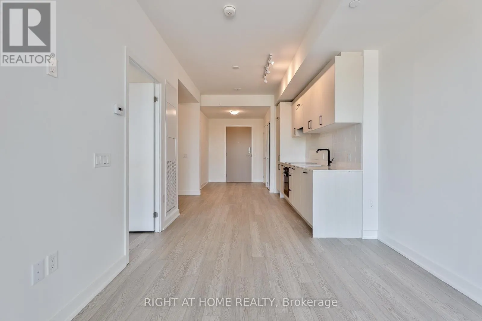 517 - 1 KYLE LOWRY RD ROAD