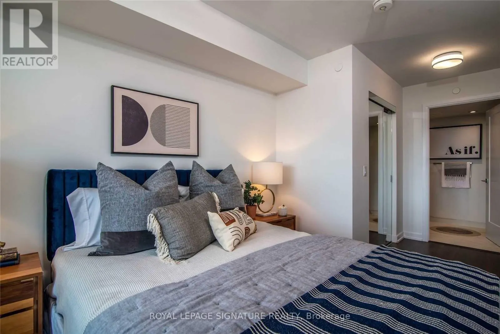 710 - 18 ERSKINE AVENUE