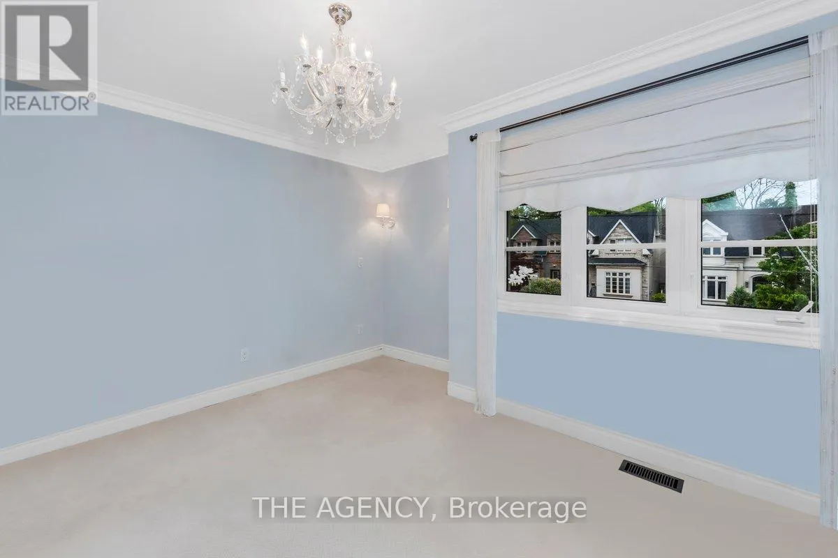 313 BROADWAY AVENUE