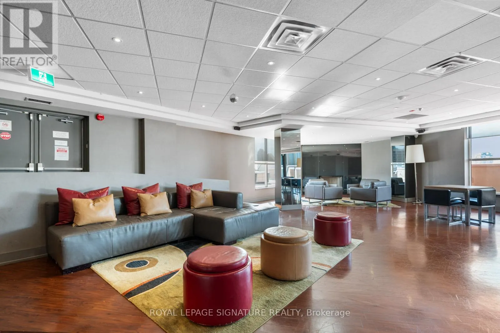 1219 - 801 KING STREET W