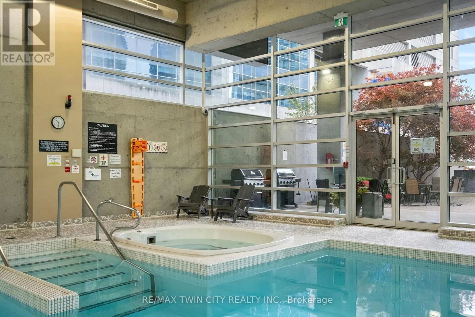 201 - 81 NAVY WHARF COURT