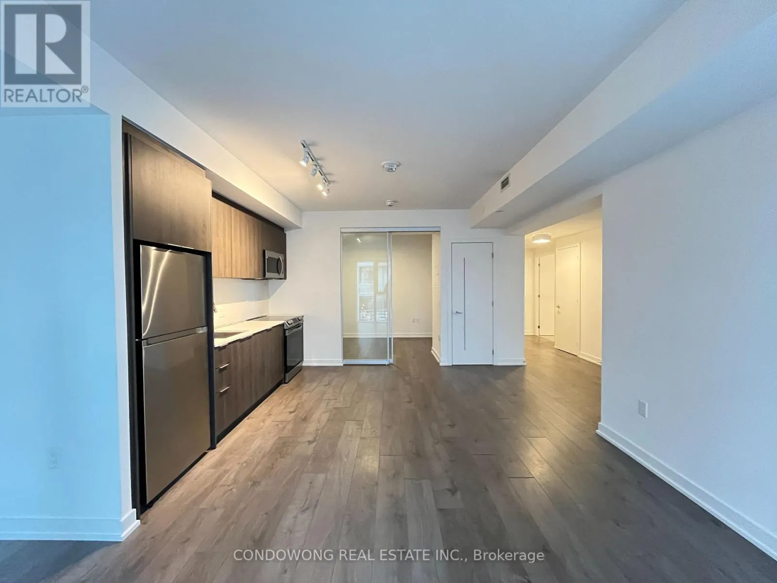2309 - 357 KING STREET W