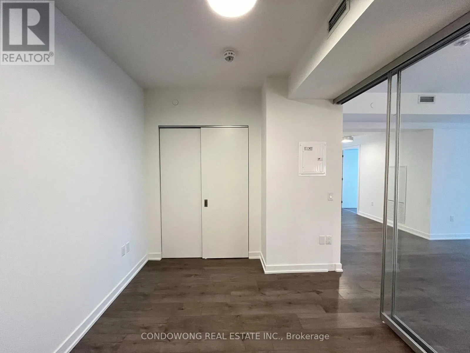 2309 - 357 KING STREET W