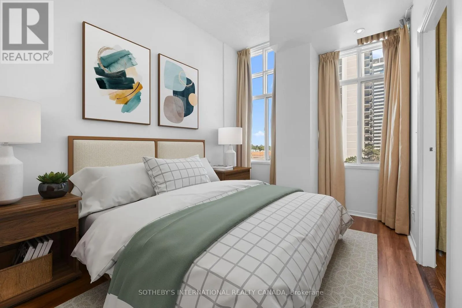 502 - 1901 YONGE STREET