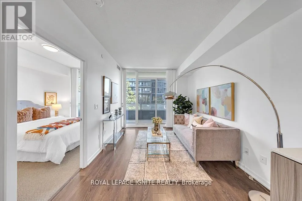 207 - 52 FOREST MANOR ROAD