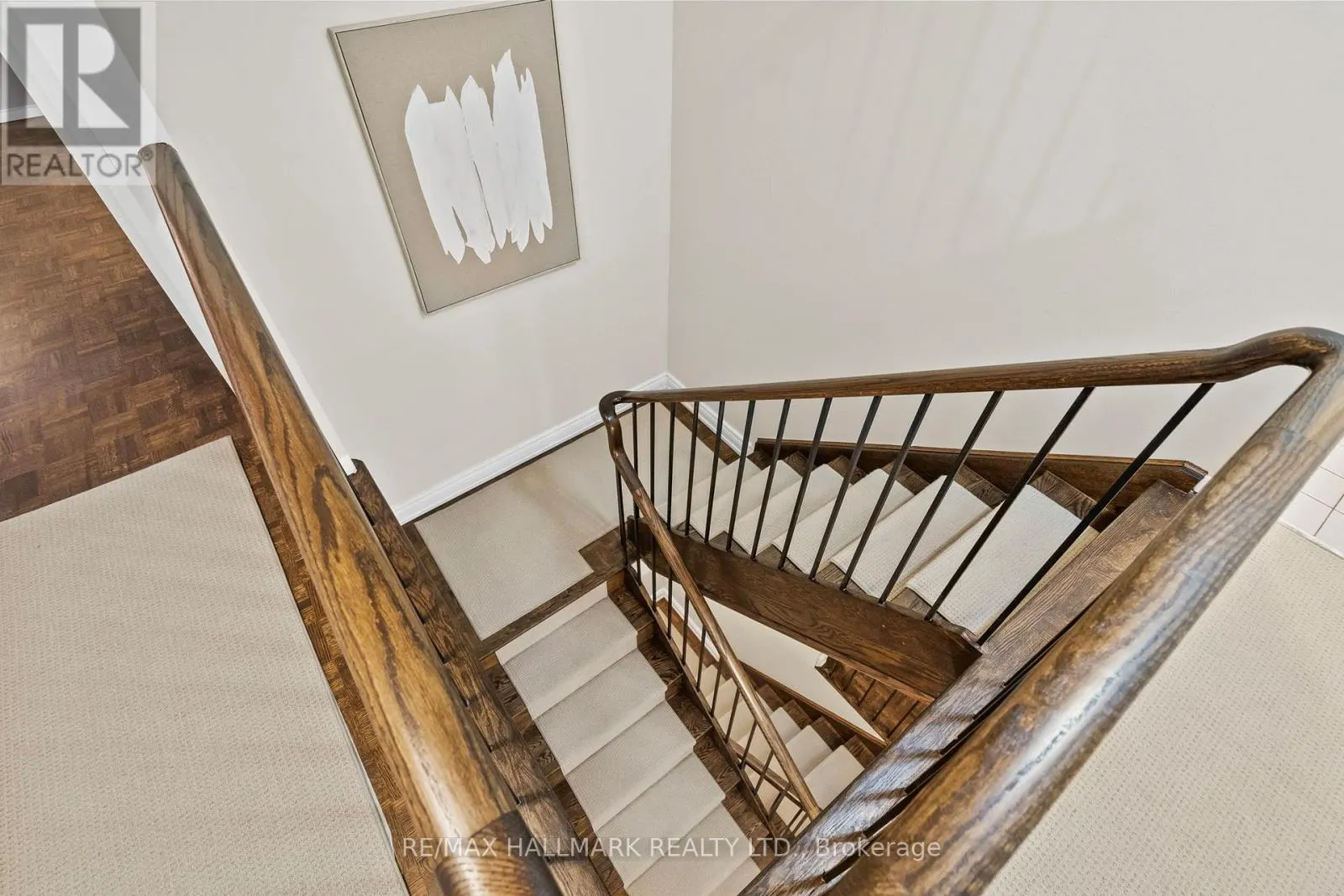 TH 15 - 260 HEATH STREET W