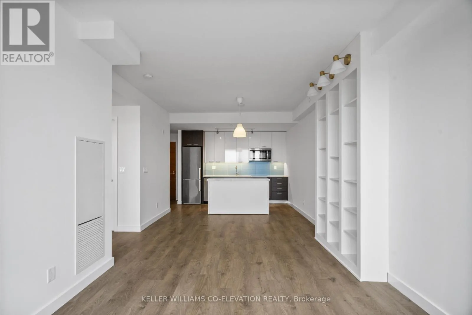 803 - 109 VAUGHAN ROAD