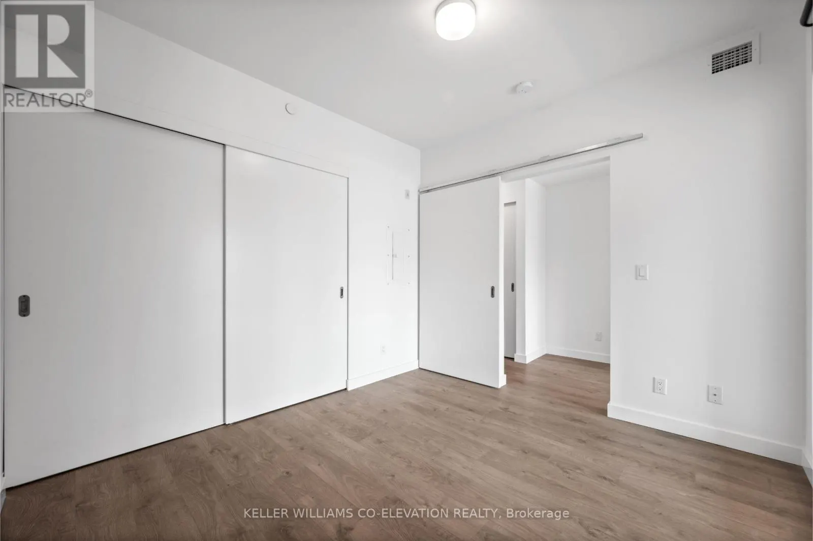 707 - 109 VAUGHAN ROAD