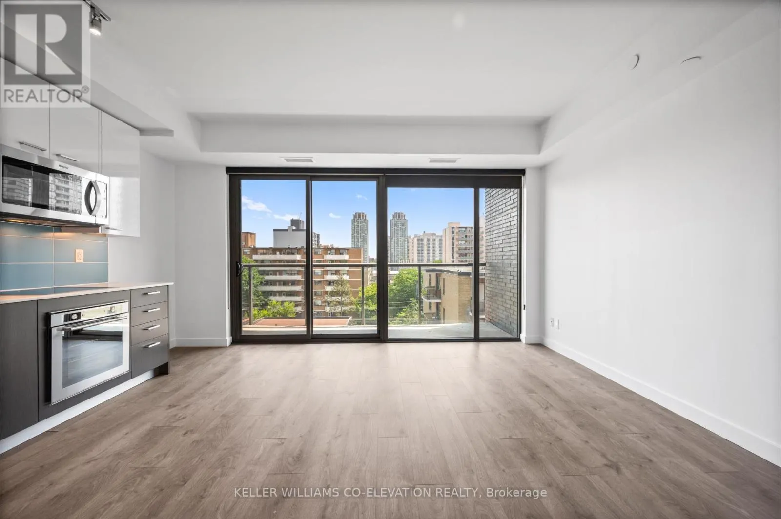 707 - 109 VAUGHAN ROAD