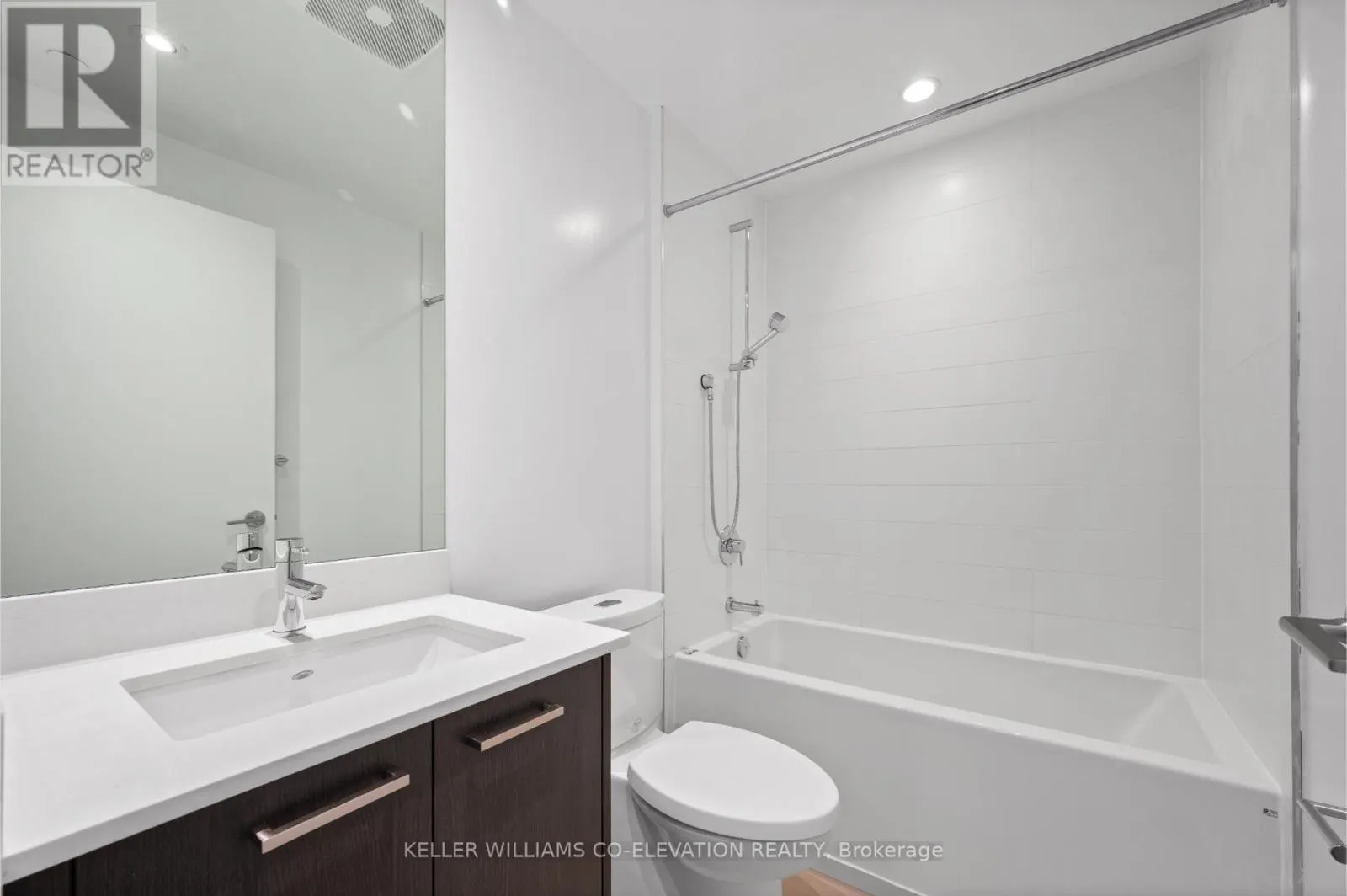 707 - 109 VAUGHAN ROAD