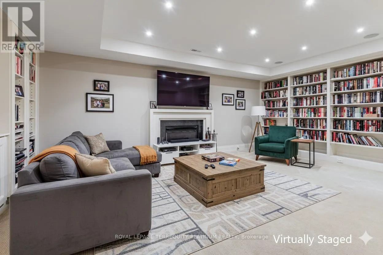 177 ROXBOROUGH DRIVE