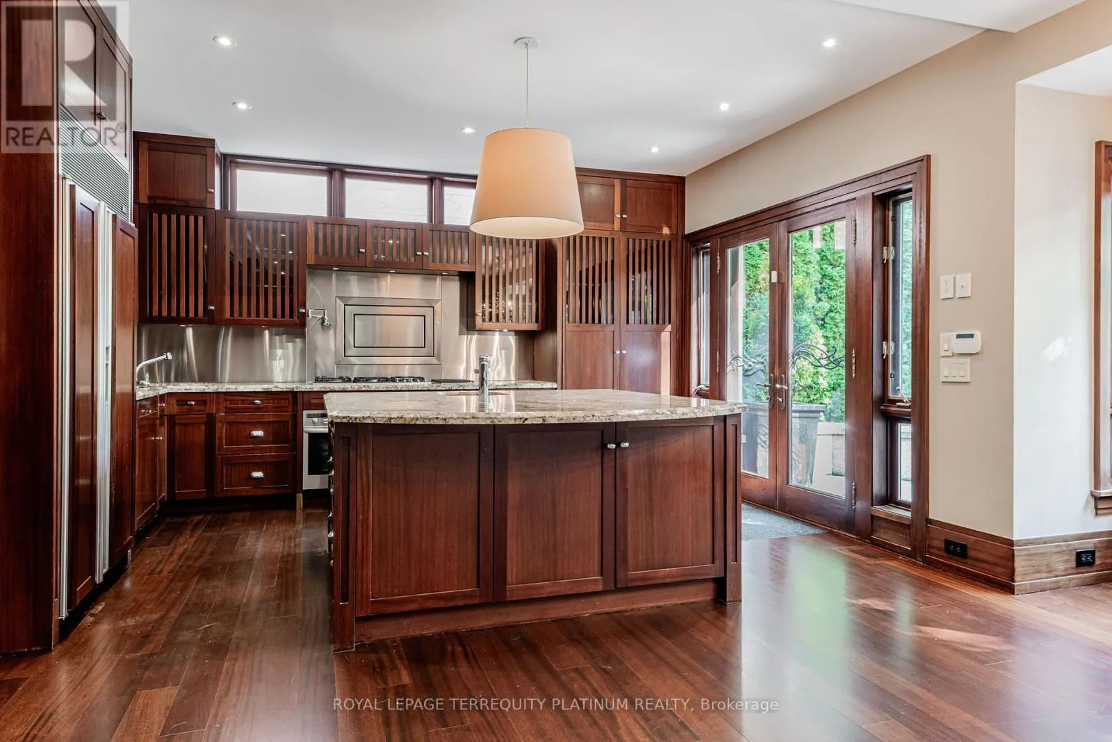 177 ROXBOROUGH DRIVE
