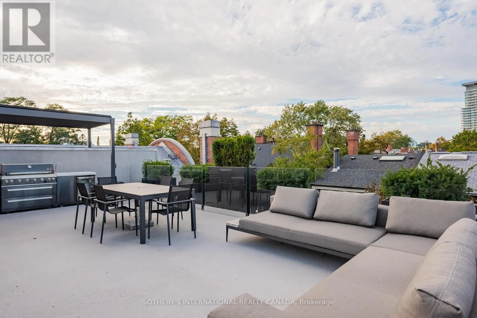 3 - 85 BEDFORD ROAD