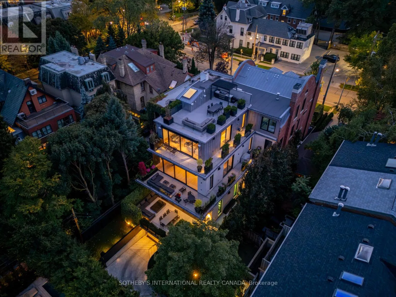 3 - 85 BEDFORD ROAD