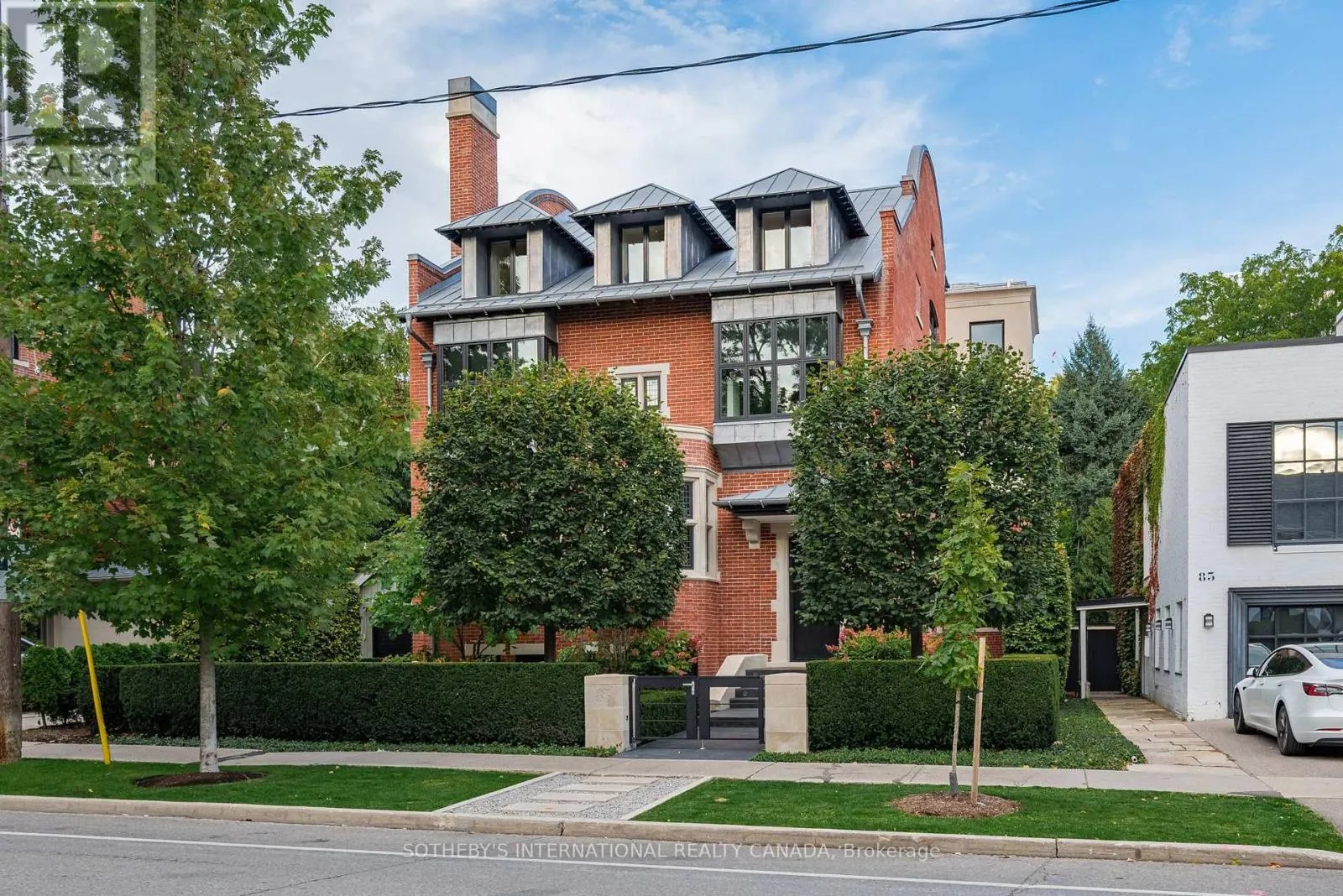 3 - 85 BEDFORD ROAD