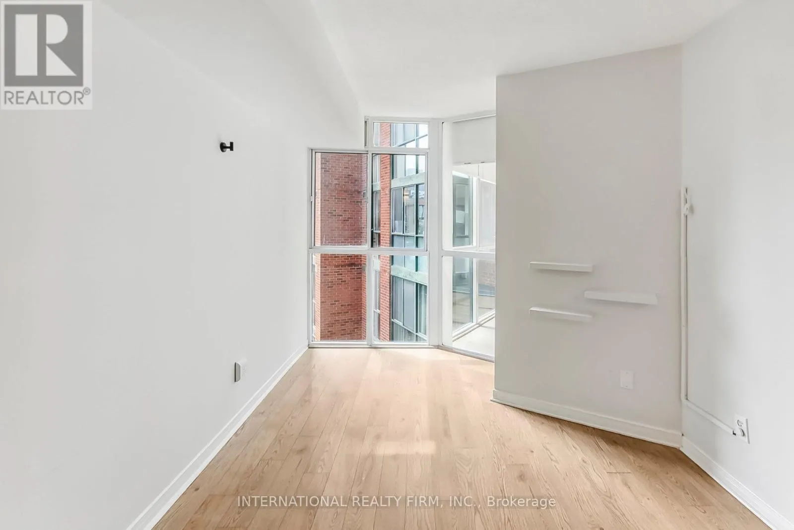 801 KING STREET