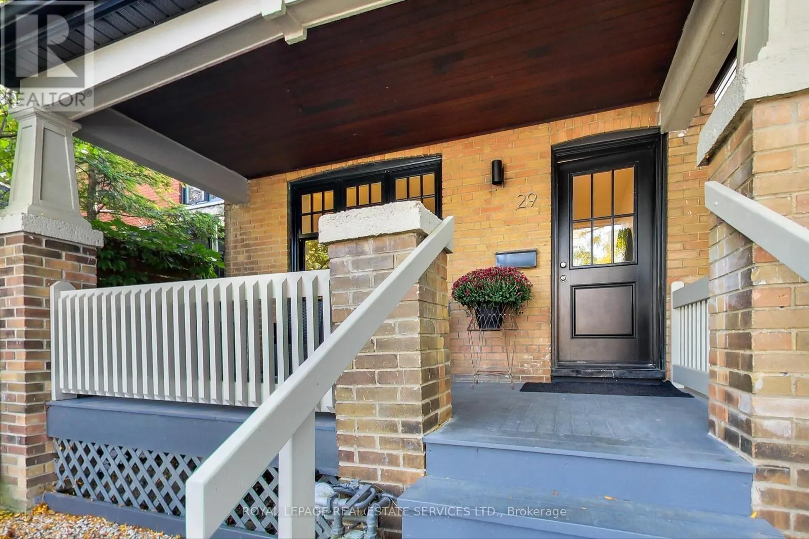 29 HOCKEN AVENUE