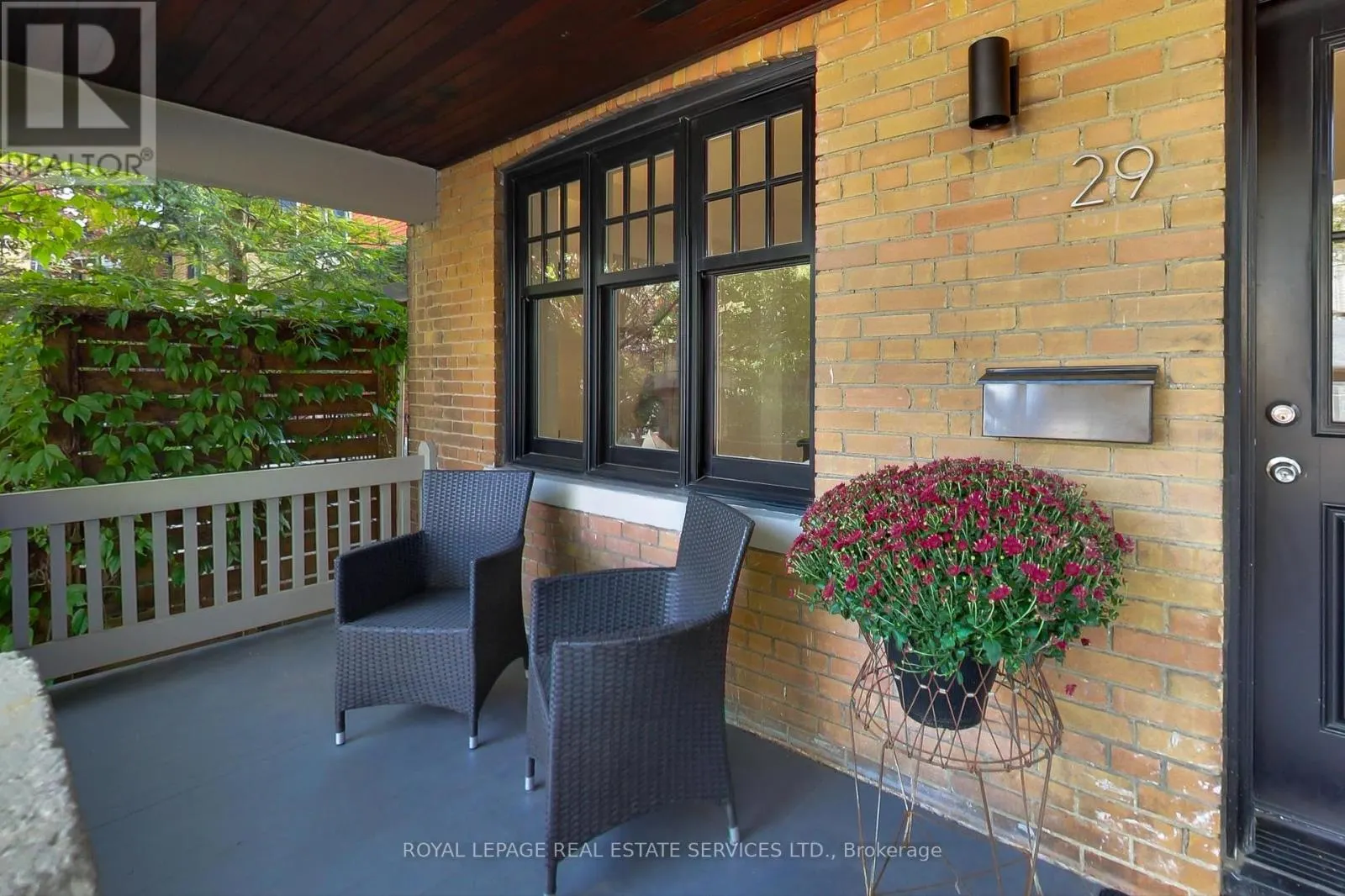 29 HOCKEN AVENUE