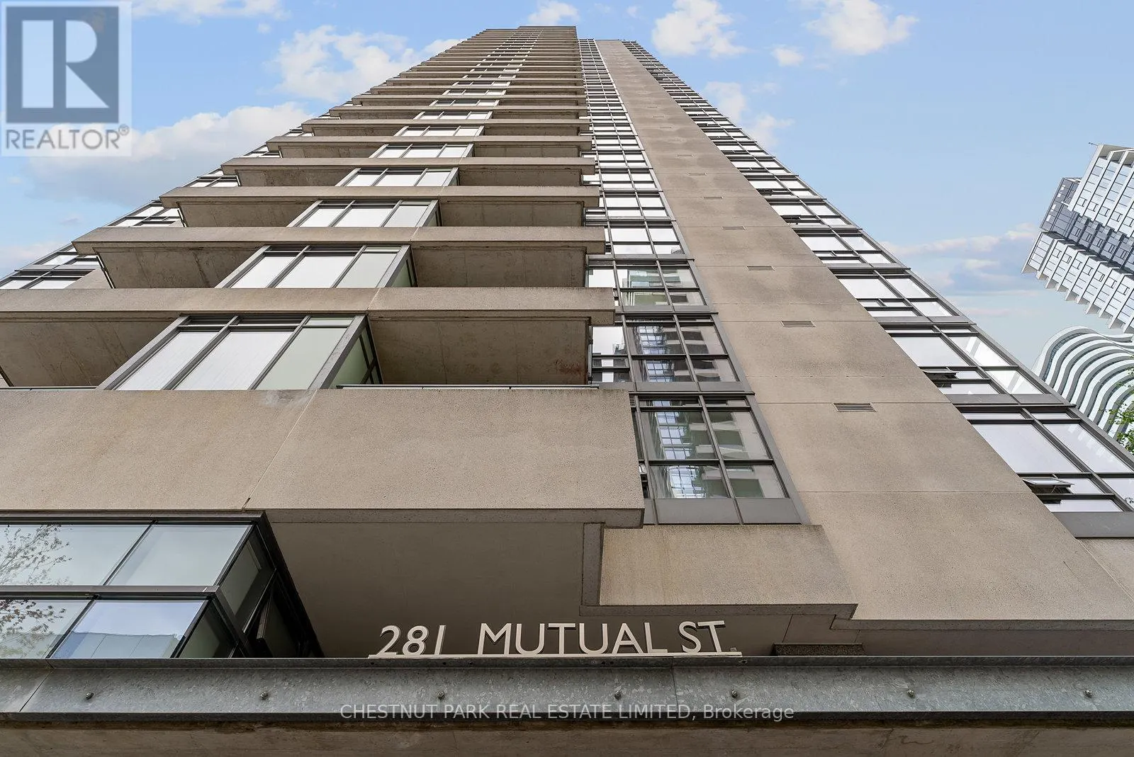 2502 - 281 MUTUAL STREET