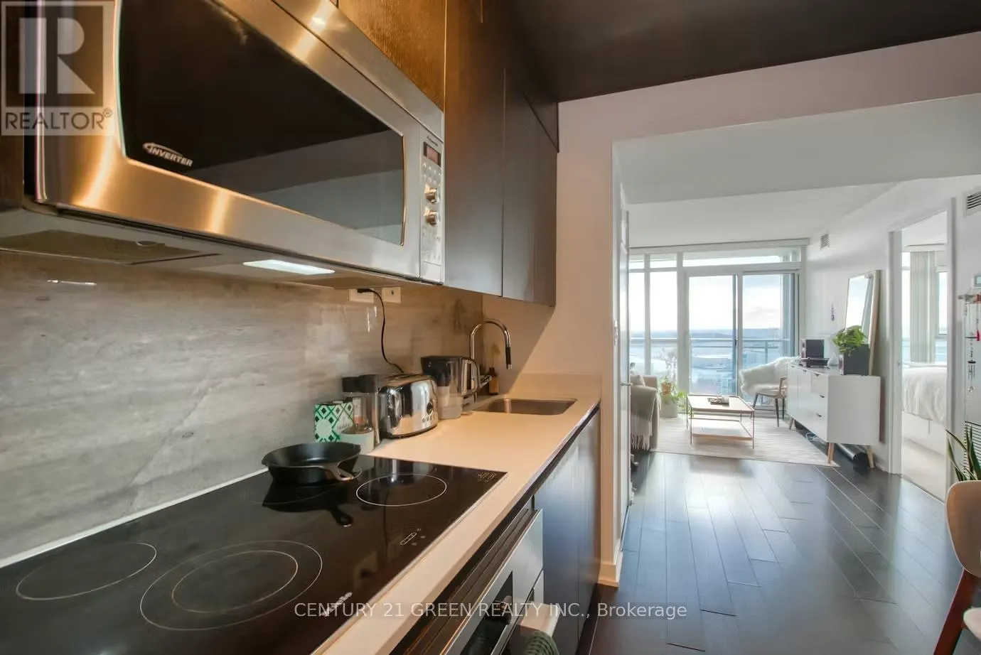 2308 - 15 ICEBOAT TERRACE