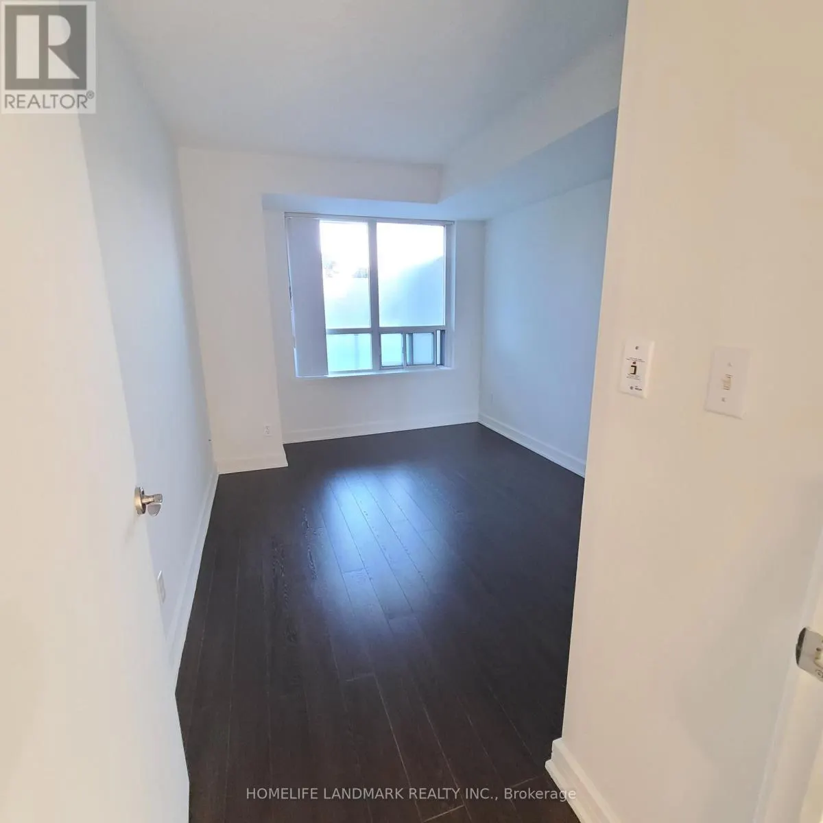 312 - 18 HARRISON GARDEN BOULEVARD