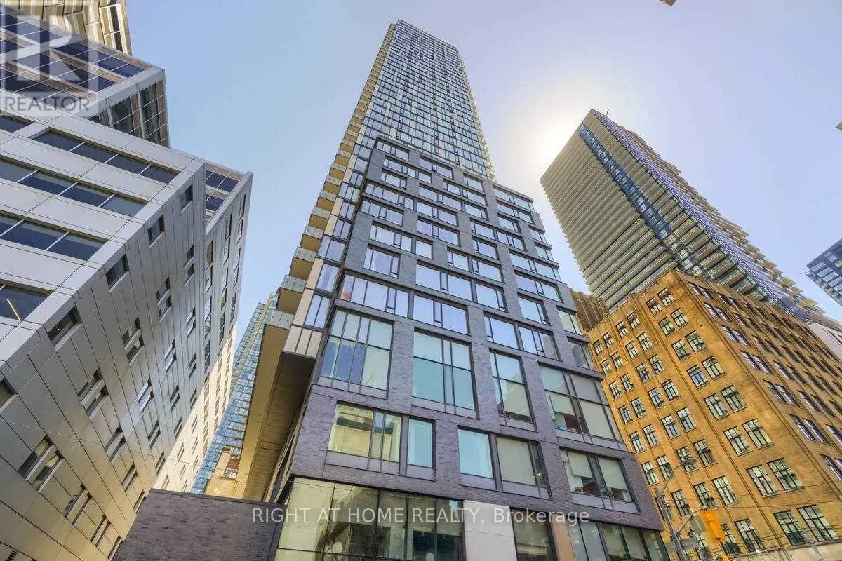 3406 - 101 PETER STREET