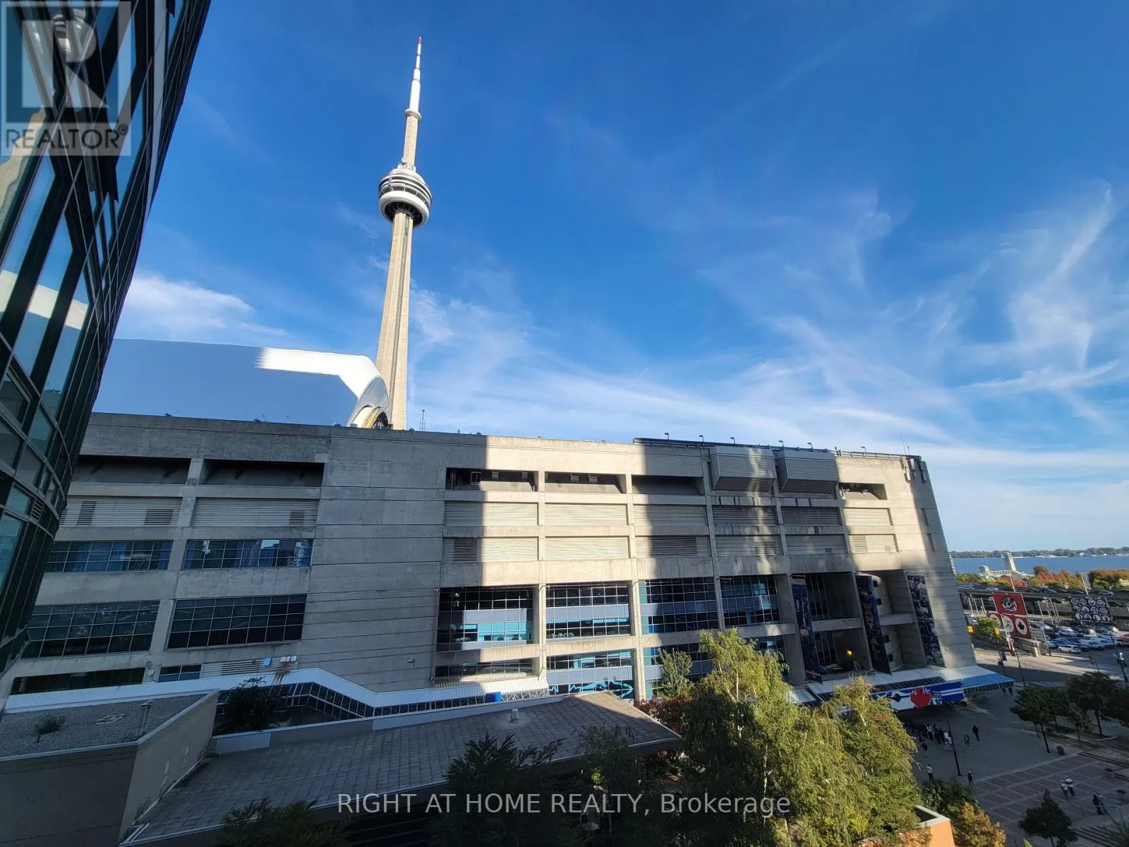 916 - 81 NAVY WHARF COURT