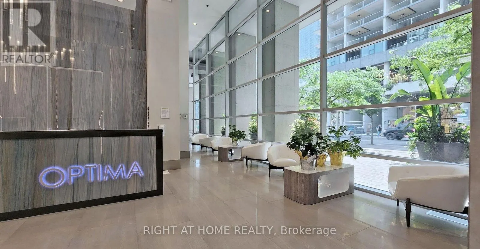916 - 81 NAVY WHARF COURT