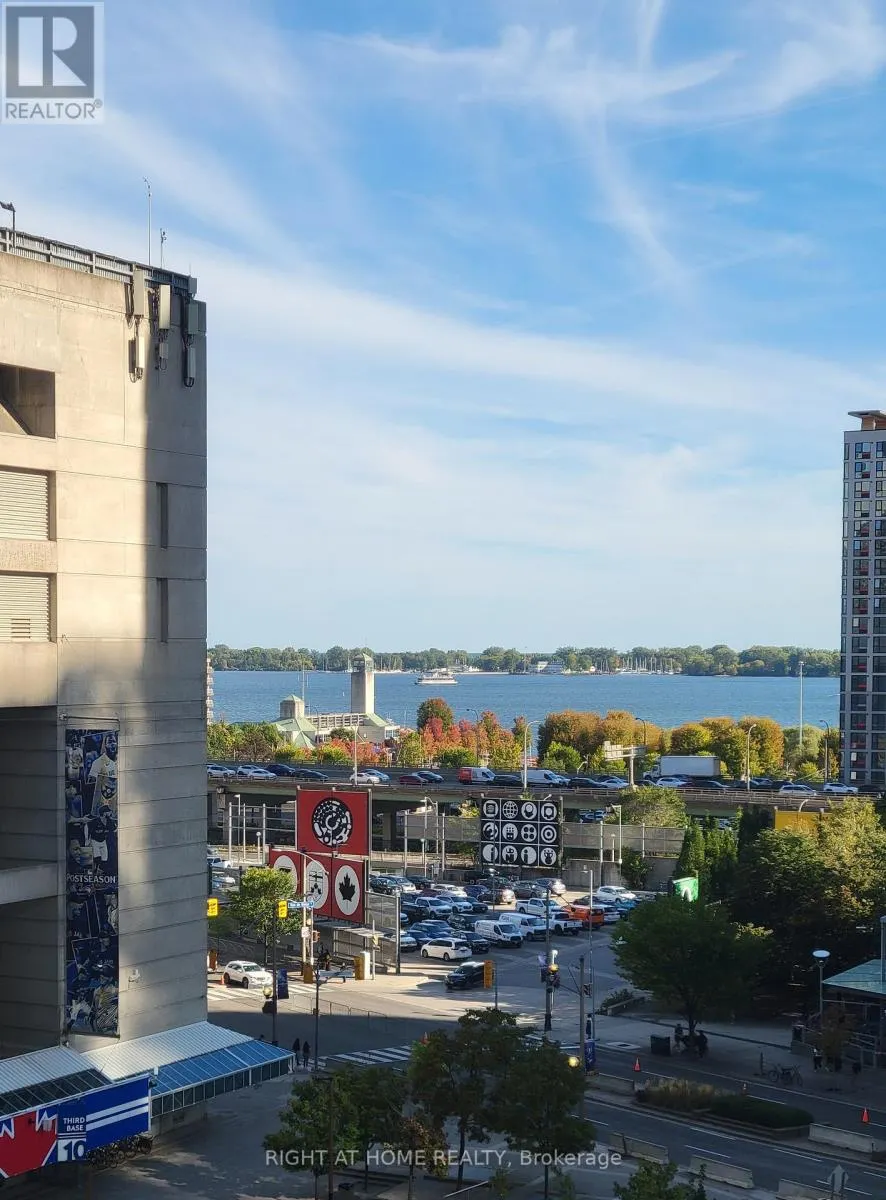 916 - 81 NAVY WHARF COURT