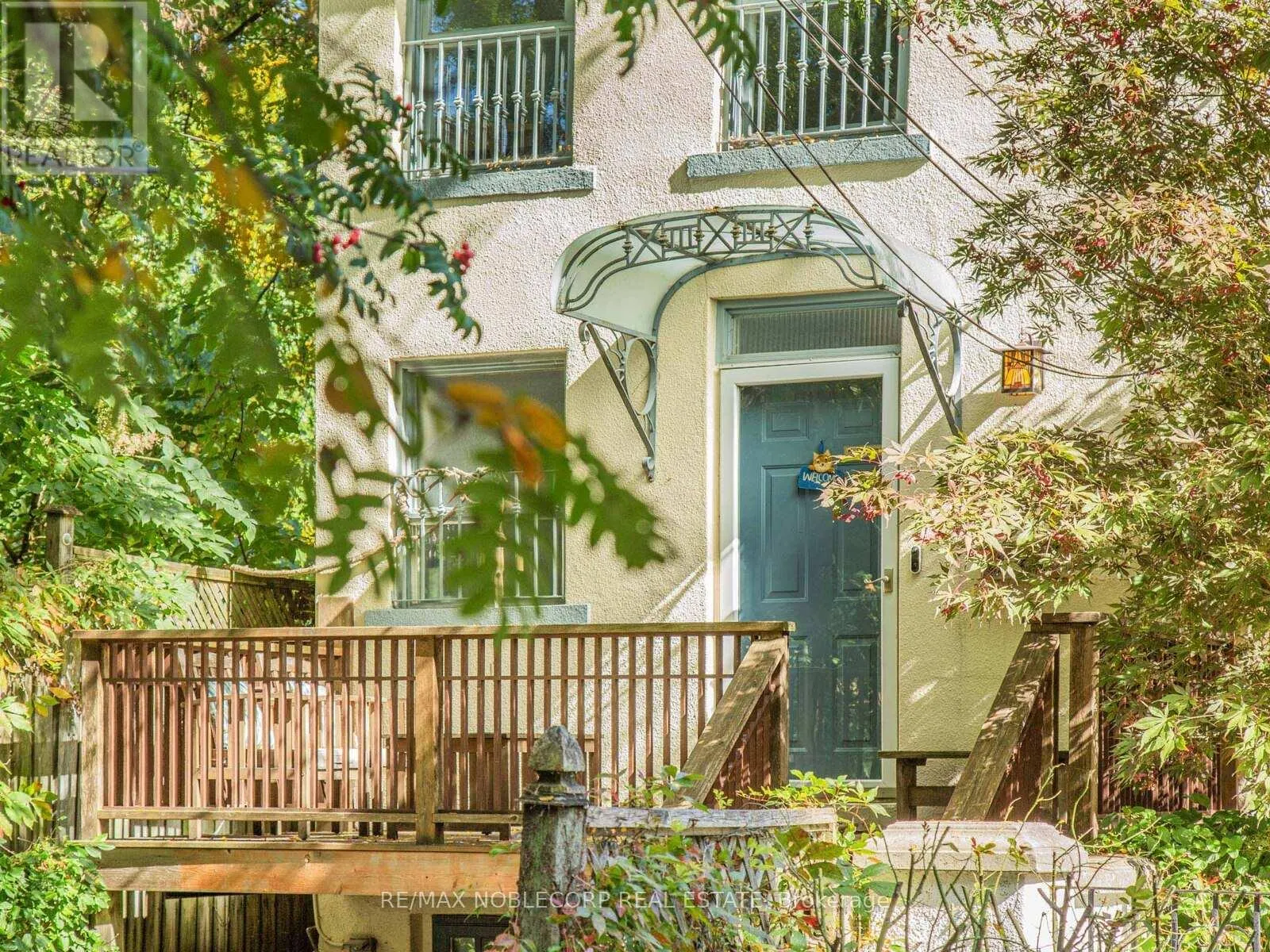 11 HILL CREST AVENUE