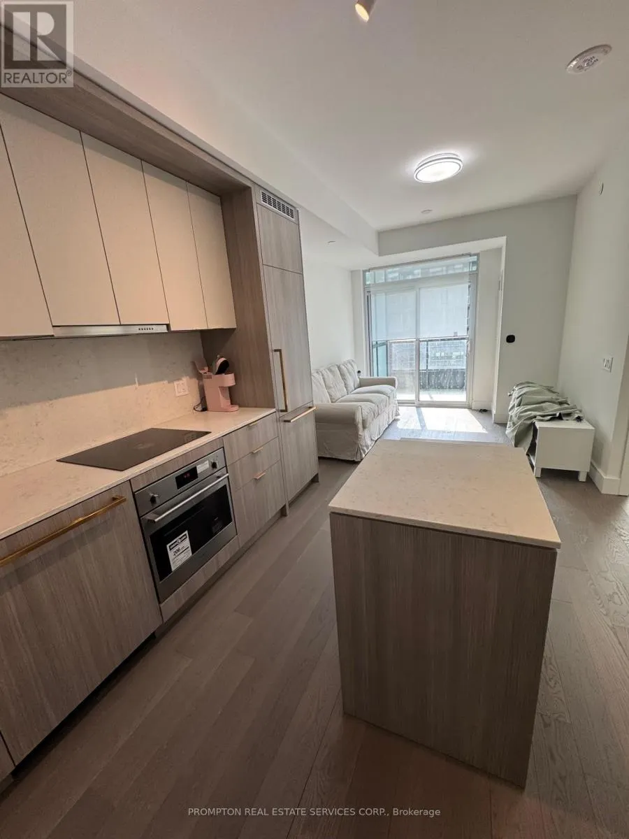 304 - 6 GREENBRIAR ROAD