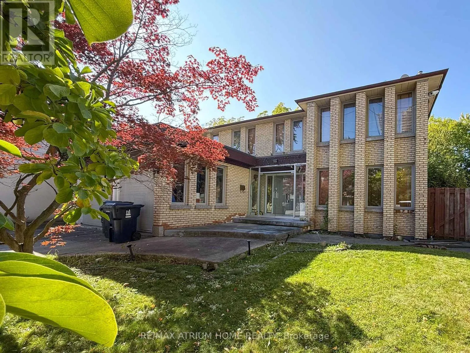 ROOM 2 - 42 FAIRCHILD AVENUE