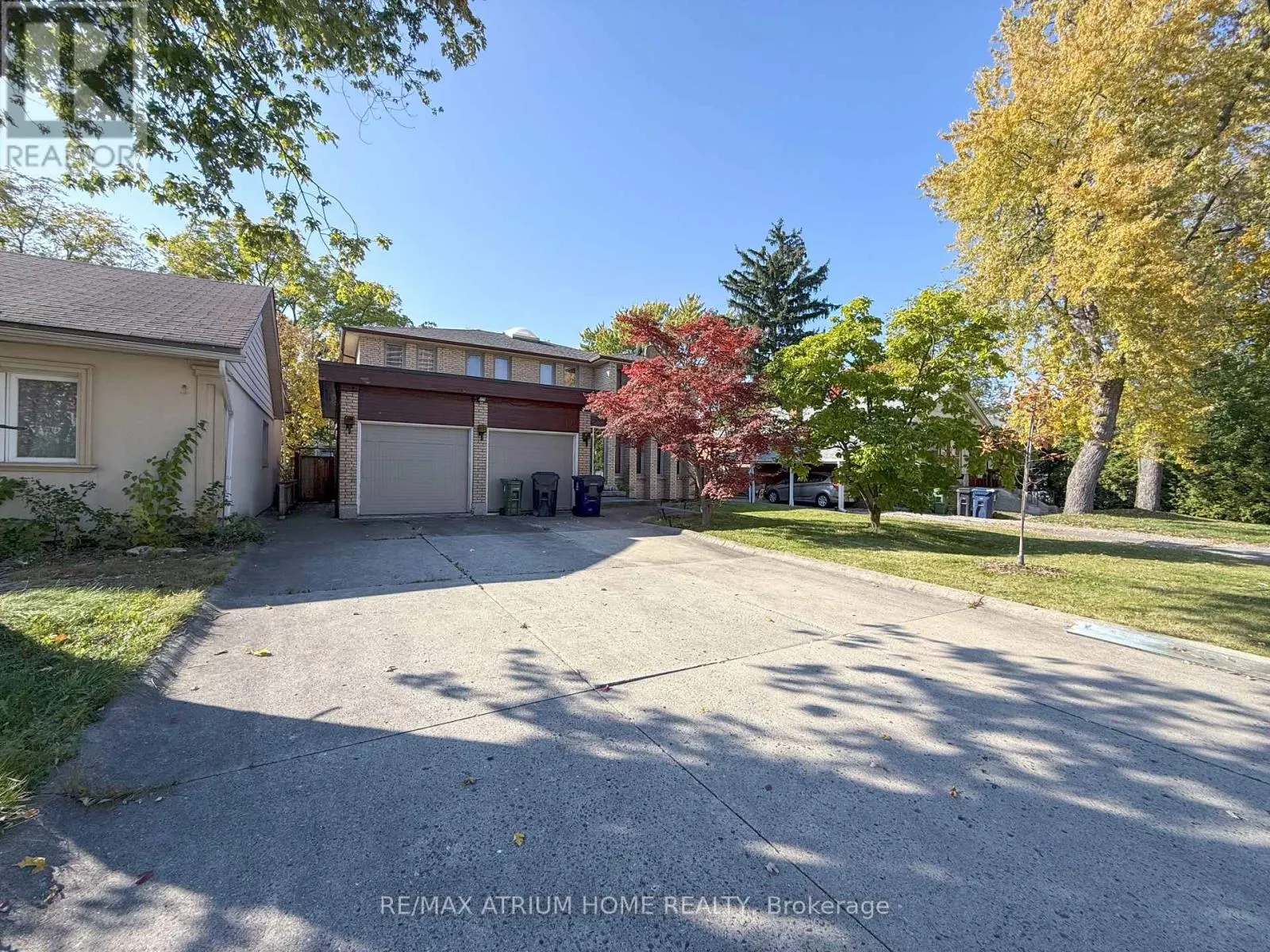 ROOM 2 - 42 FAIRCHILD AVENUE