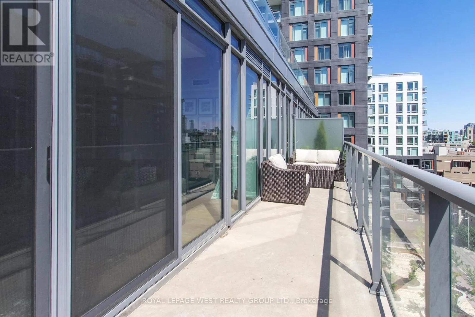 907 - 650 KING STREET W