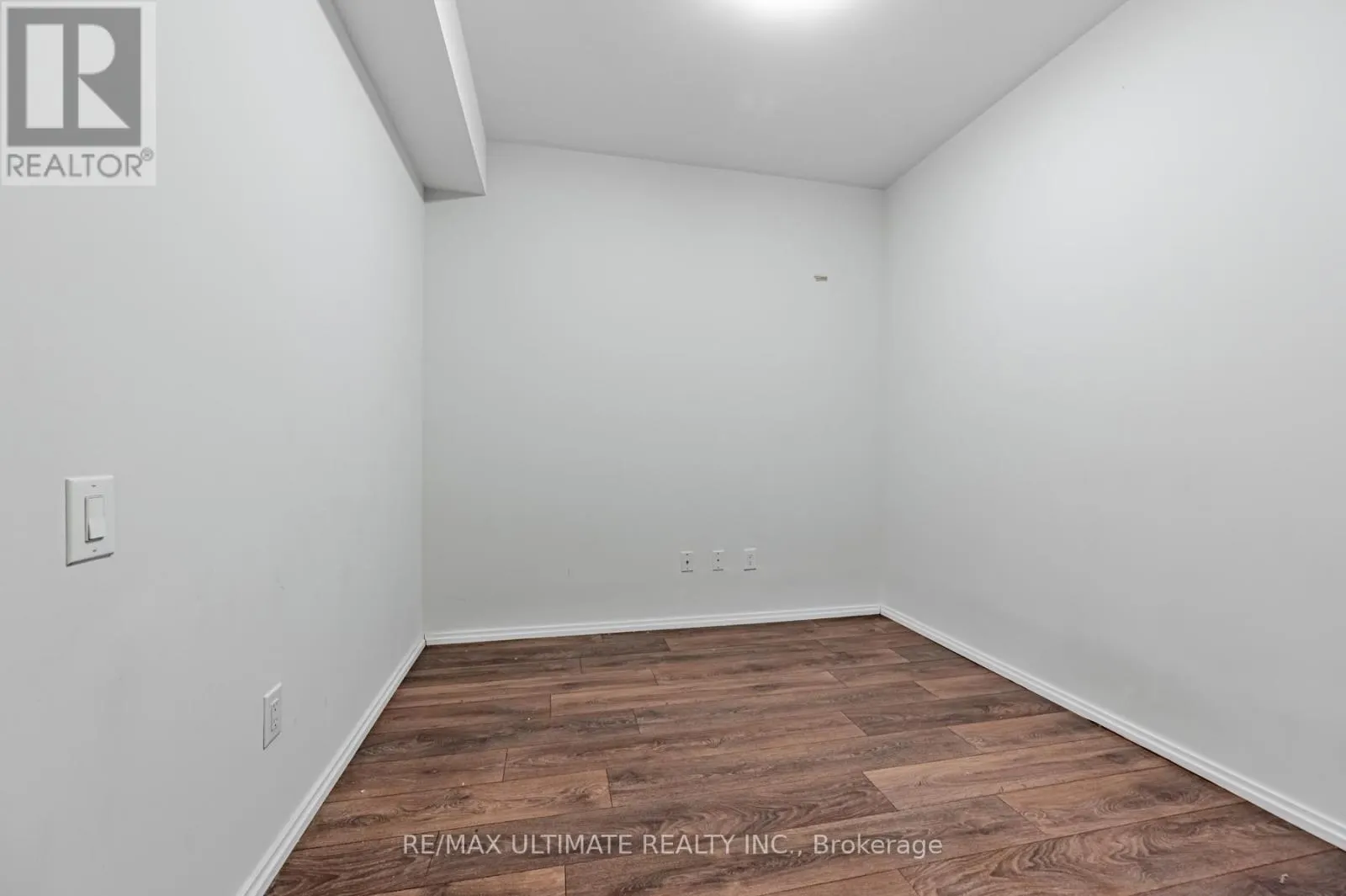 507 - 45 CHARLES STREET E