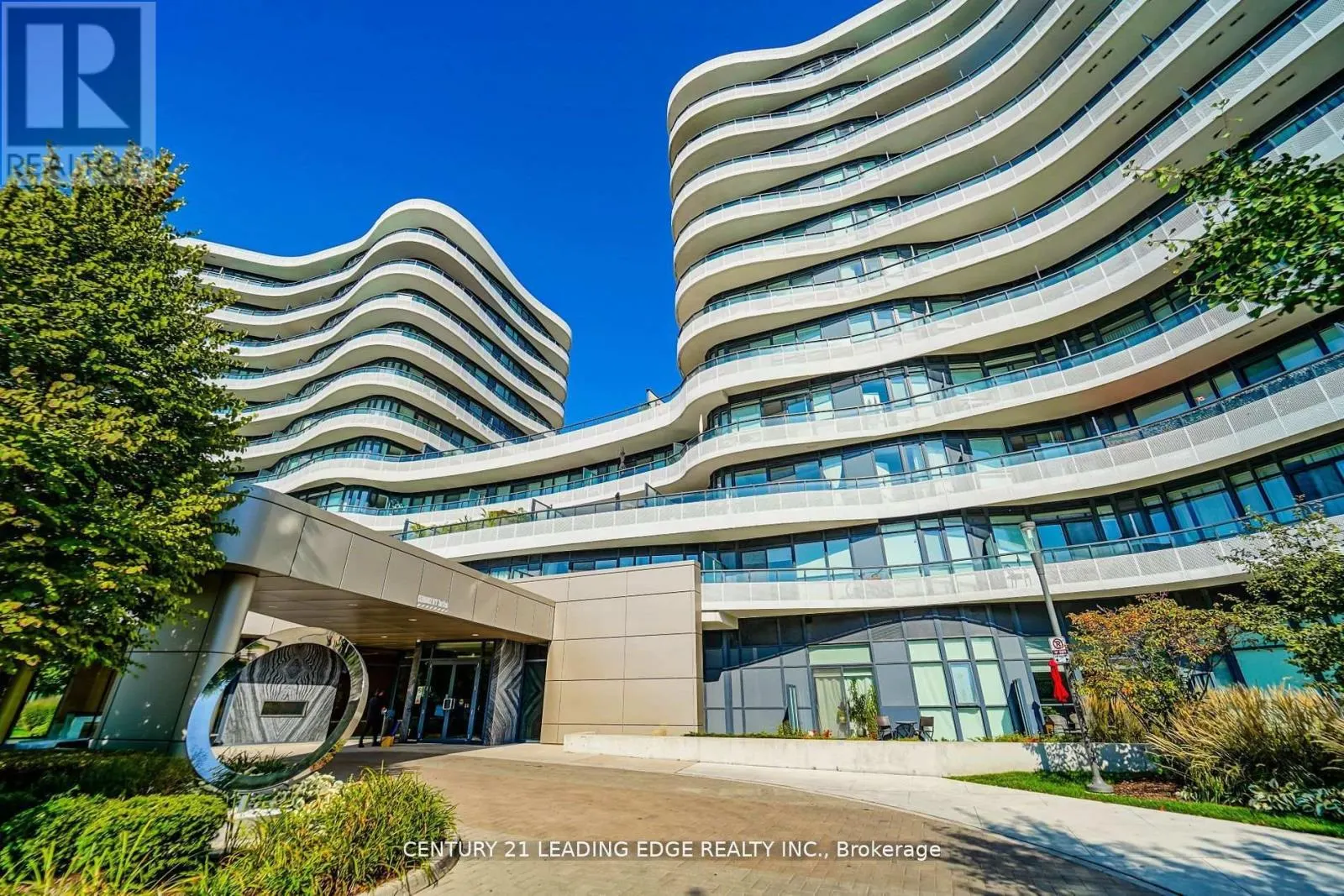 525 - 99 THE DONWAY WEST