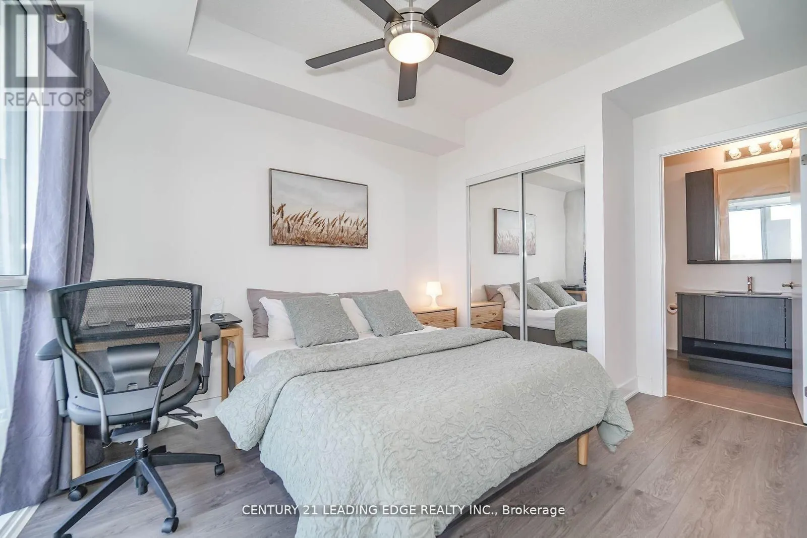 525 - 99 THE DONWAY WEST