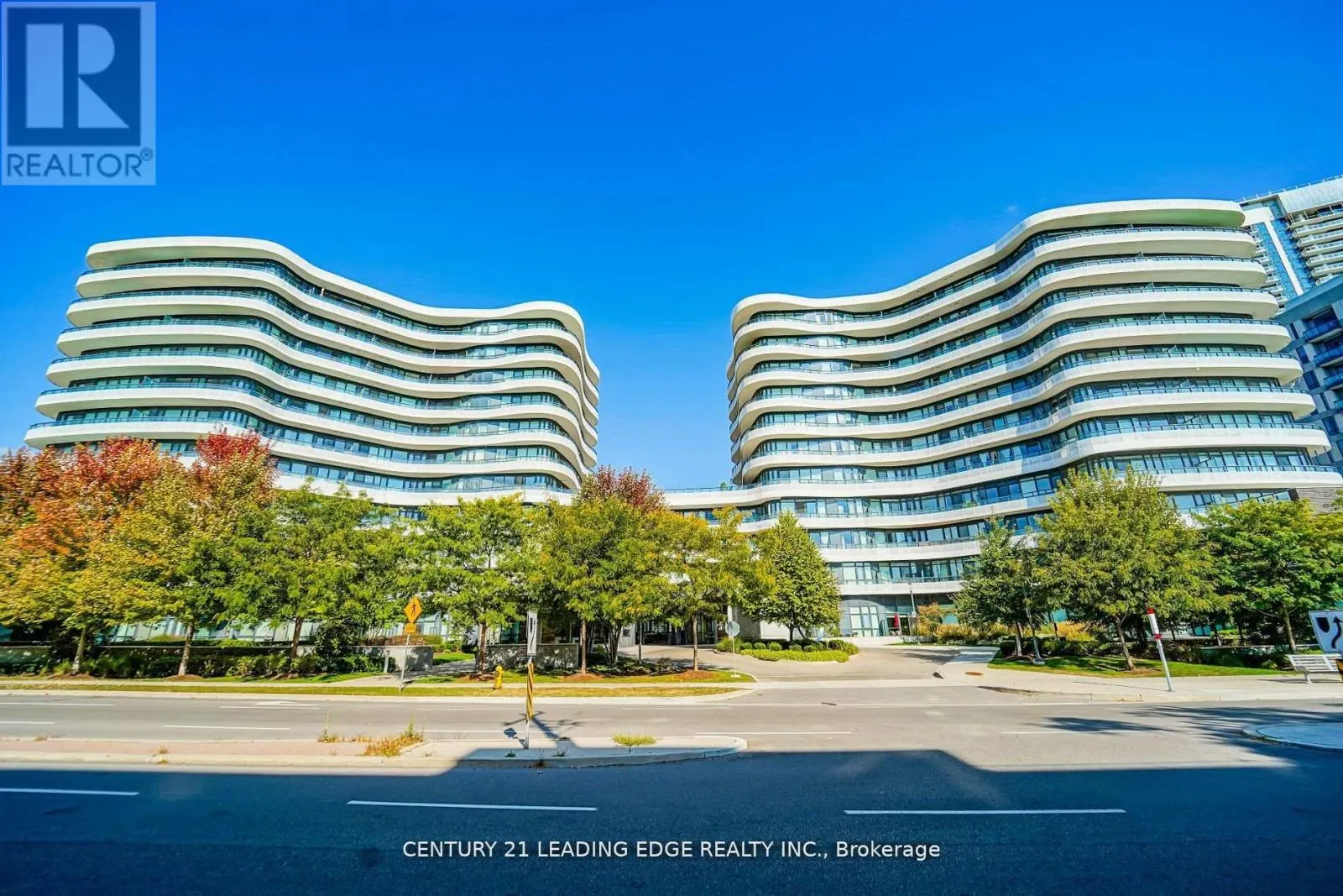 525 - 99 THE DONWAY WEST
